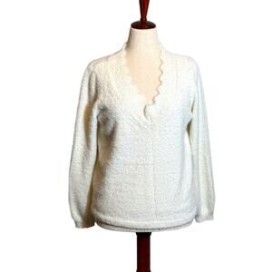 Marled pullover sweater white scalloped  v neck long puffed sleeve fluffy  Sz L